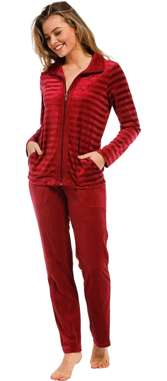 Pastunette Luxe huispak dames Velours met rits - Bordeaux - Nos - Warm winter huispak - 2 delig pyjamapak - loungewear dames