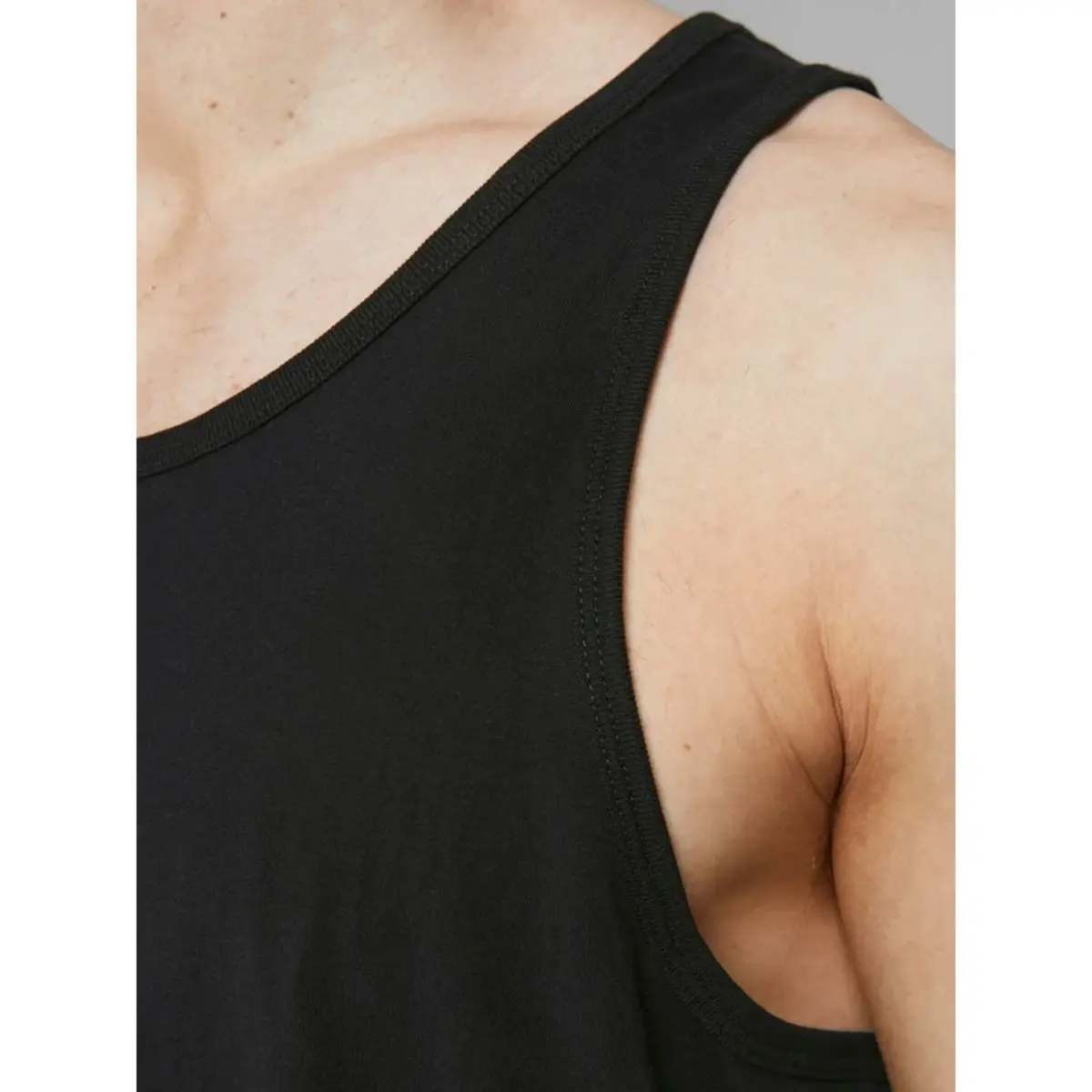 Jack & Jones 2-pack heren hemden - Pack - Tanktop - Katoenen heren onderhemden ronde hals Jack & Jones 2-pack heren hemden - Pack - Tanktop - Katoenen heren onderhemden ronde hals