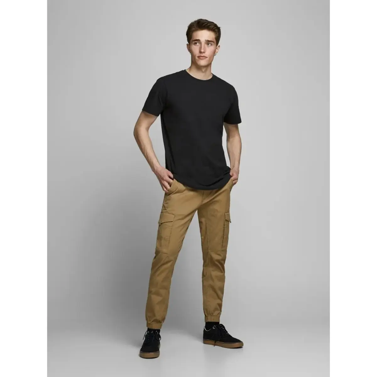 Jack & Jones 5-pack heren T-shirts - ronde hals - Multipack heren ondershirt katoen - Korte mouwen Jack & Jones 5-pack heren T-shirts - ronde hals - Multipack heren ondershirt katoen - Korte mouwen