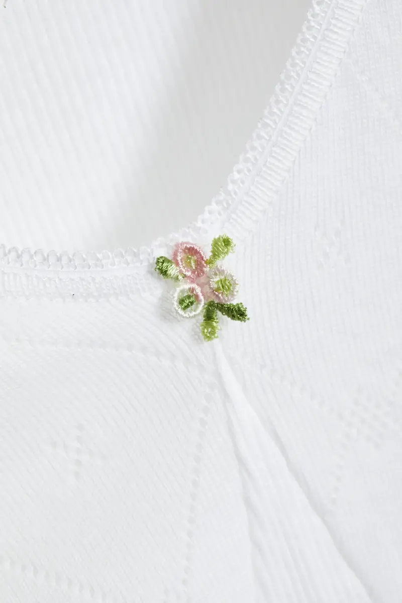 Conta Bh hemd met cup - Rib - 168 - katoenen Bh hemdje met cups zonder beugel Conta Bh hemd met cup - Rib - 168 - katoenen Bh hemdje met cups zonder beugel