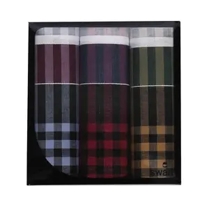 Swan Heren zakdoeken Ruit donker 3 stuks - Cadeau verpakking Swan Heren zakdoeken Ruit donker 3 stuks - Cadeau verpakking