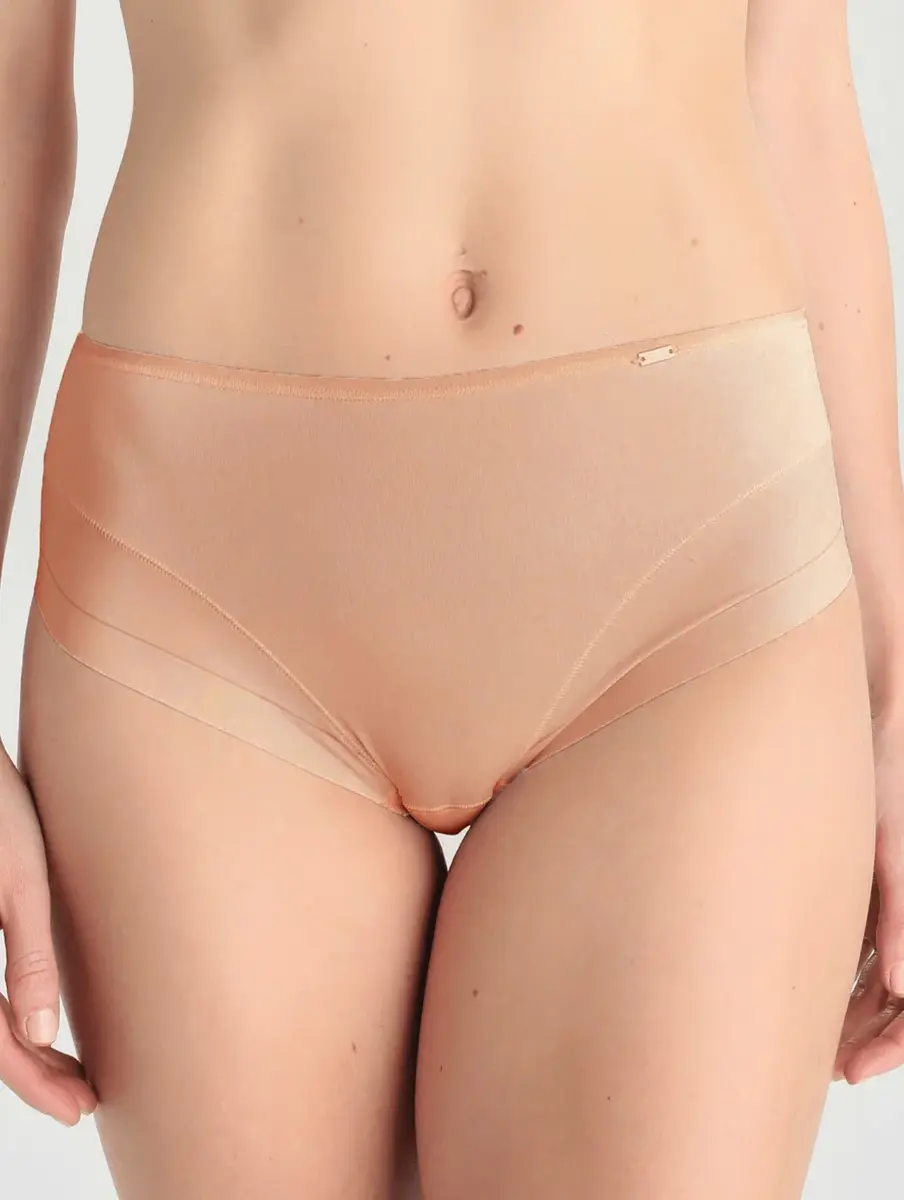 Avet dames Invisible heup slip 32952 - Onzichtbaar ondergoed - dames onderbroek Avet dames Invisible heup slip 32952 - Onzichtbaar ondergoed - dames onderbroek