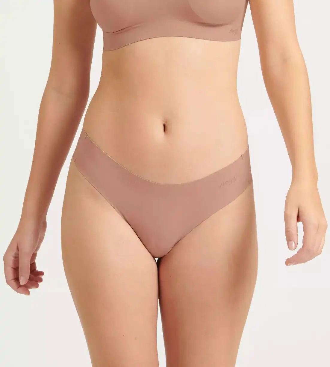 Sloggi dames Zero Invisible hipstring Modal 2.0 - Naadloze dames string - katoenen kruisje