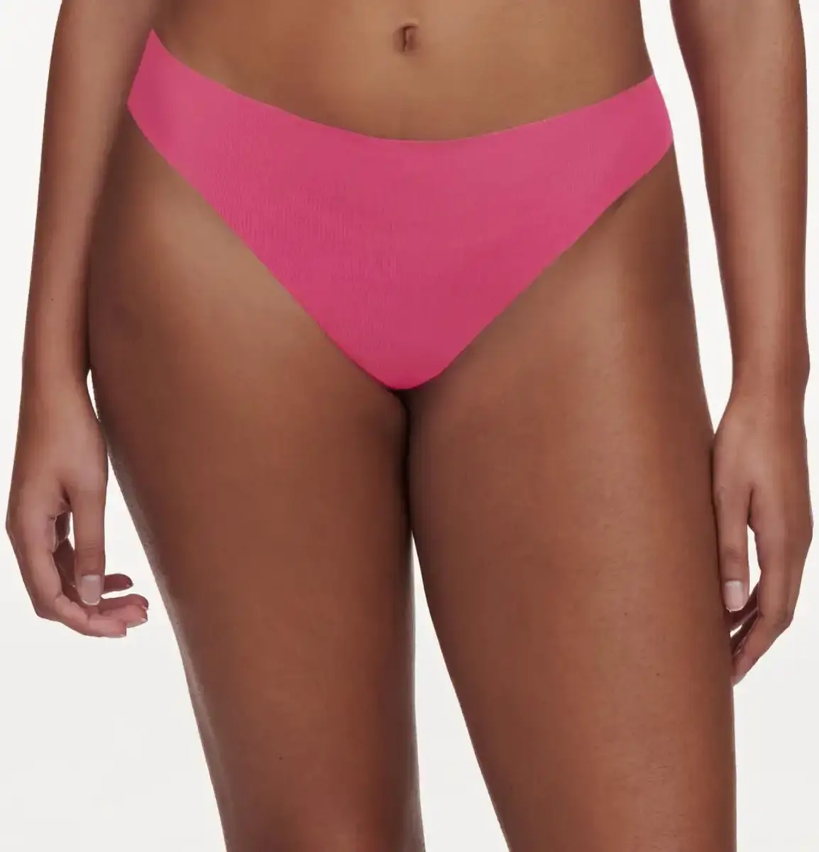 Chantelle Pulpies Seamless Tanga string - Invisible - Naadloze dames string die niet doorschijnt Chantelle Pulpies Seamless Tanga string - Invisible - Naadloze dames string die niet doorschijnt