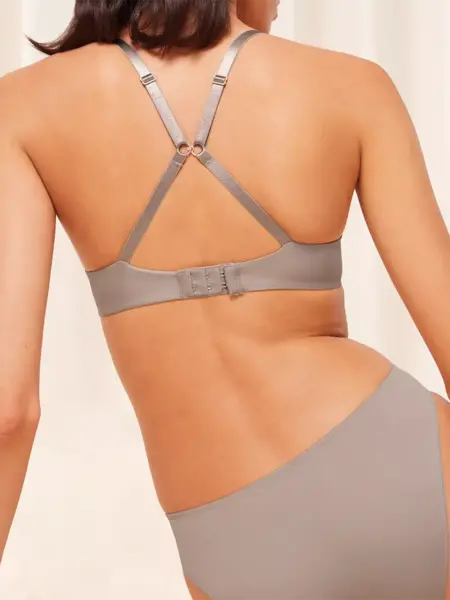 Triumph BH Pure Micro WHP - Racerback bh - Balconette en T-shirt Bh - Naadloze cups Triumph BH Pure Micro WHP - Racerback bh - Balconette en T-shirt Bh - Naadloze cups