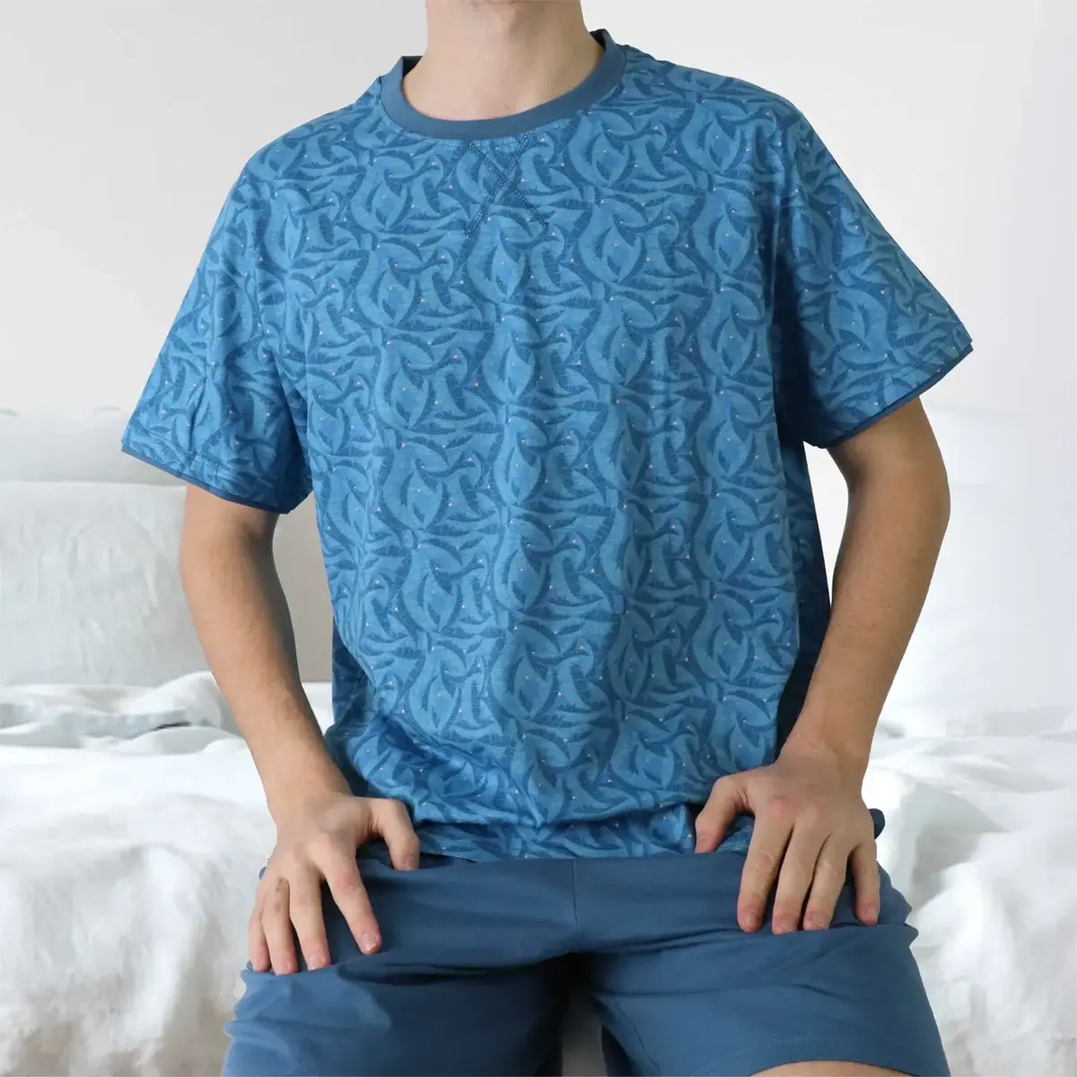 M.E.Q. Heren shortama katoen - Blue summer - Zomer katoenen pyjama korte broek korte mouw M.E.Q. Heren shortama katoen - Blue summer - Zomer katoenen pyjama korte broek korte mouw