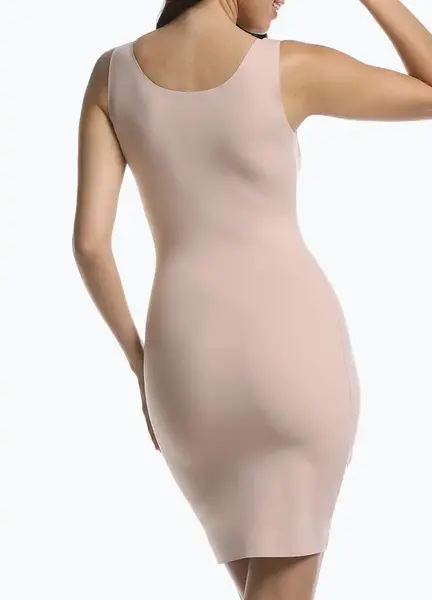 Magic sterk corrigerende onderjurk - Tone your body dress - Naadloze shapewear onderjurk Magic sterk corrigerende onderjurk - Tone your body dress - Naadloze shapewear onderjurk