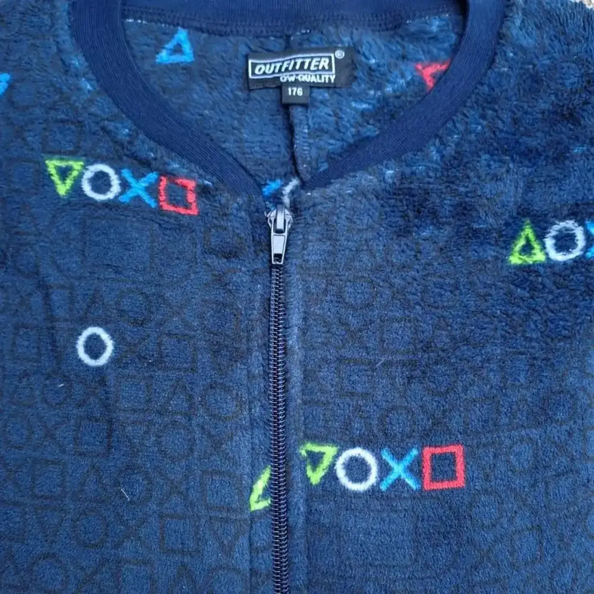 Outfitter fleece jongens onesie - Blox - Warme onesie Outfitter fleece jongens onesie - Blox - Warme onesie