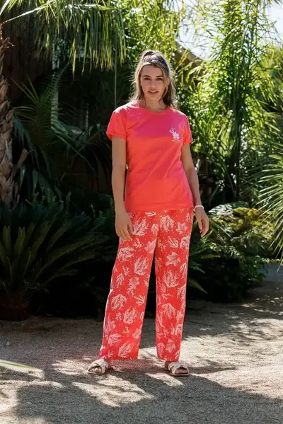 Rebelle Dames Pyjama katoen met k/m en wijde pijpen - Sea Plants Rebelle Dames Pyjama katoen met k/m en wijde pijpen - Sea Plants