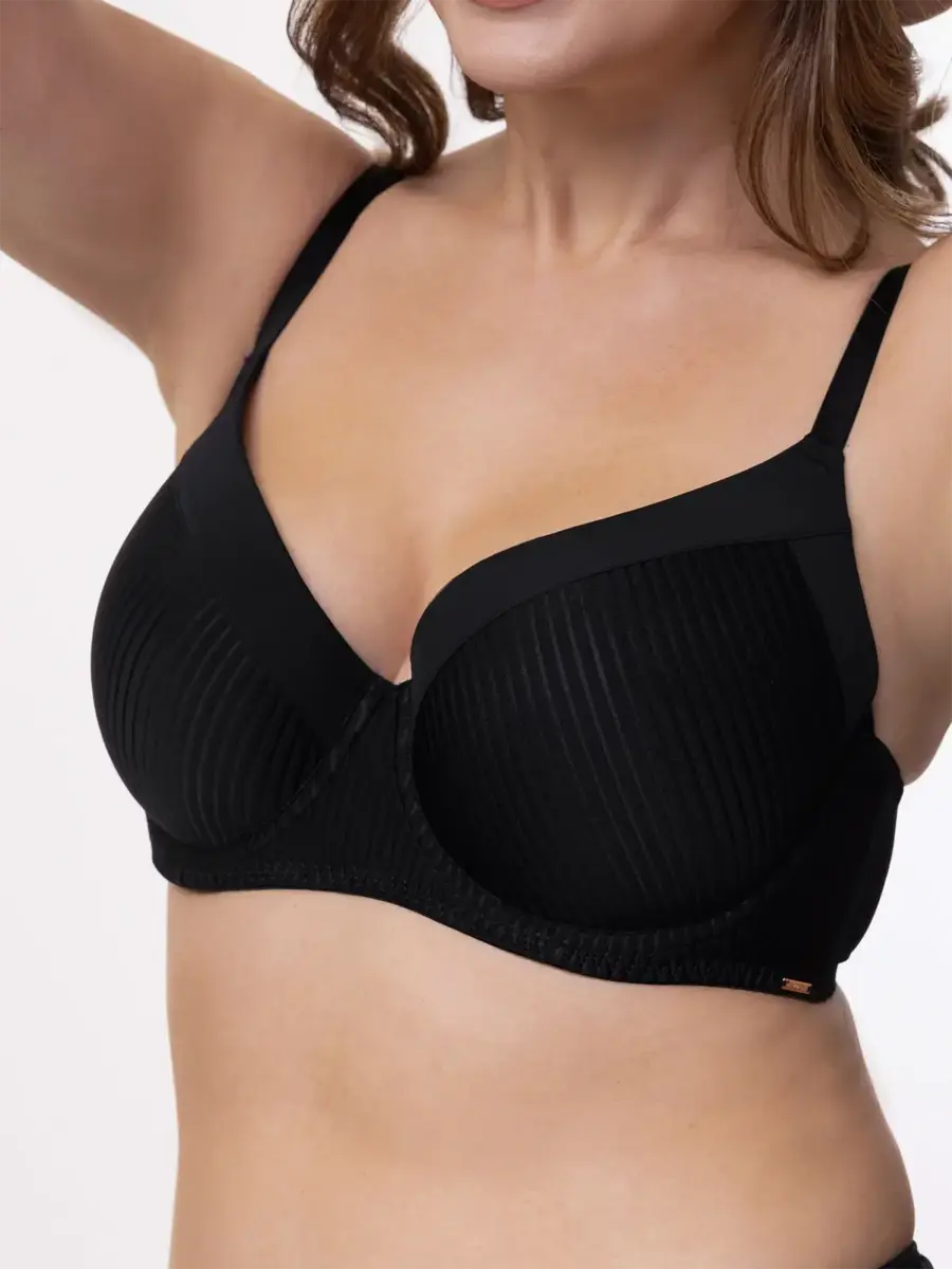 Dorina BH Carmen - T-shirt BH met Beugel - Grote maten bh met vulling met brede bh band Dorina BH Carmen - T-shirt BH met Beugel - Grote maten bh met vulling met brede bh band