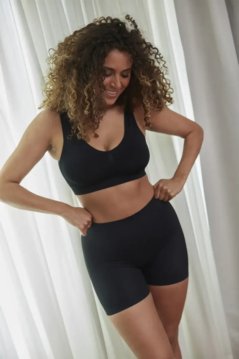Magic Bodyfashion corrigerende naadloze comfort short - Beste corrigerend ondergoed buik Magic Bodyfashion corrigerende naadloze comfort short - Beste corrigerend ondergoed buik