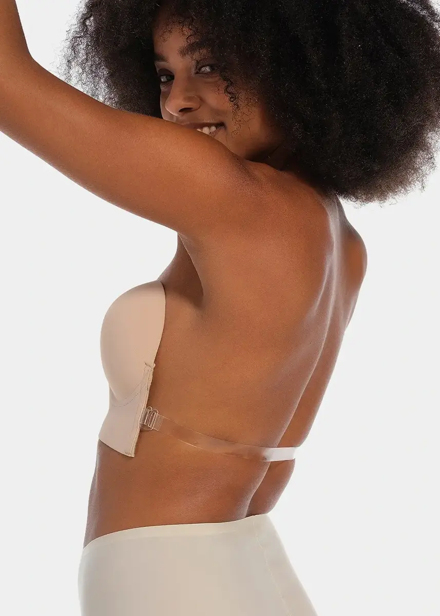 Magic Strapless BH Diepe decollete - Luve Bra - Plak Bh zonder achterkant - Decollete Bh - bh voor open rug Magic Strapless BH Diepe decollete - Luve Bra - Plak Bh zonder achterkant - Decollete Bh - bh voor open rug