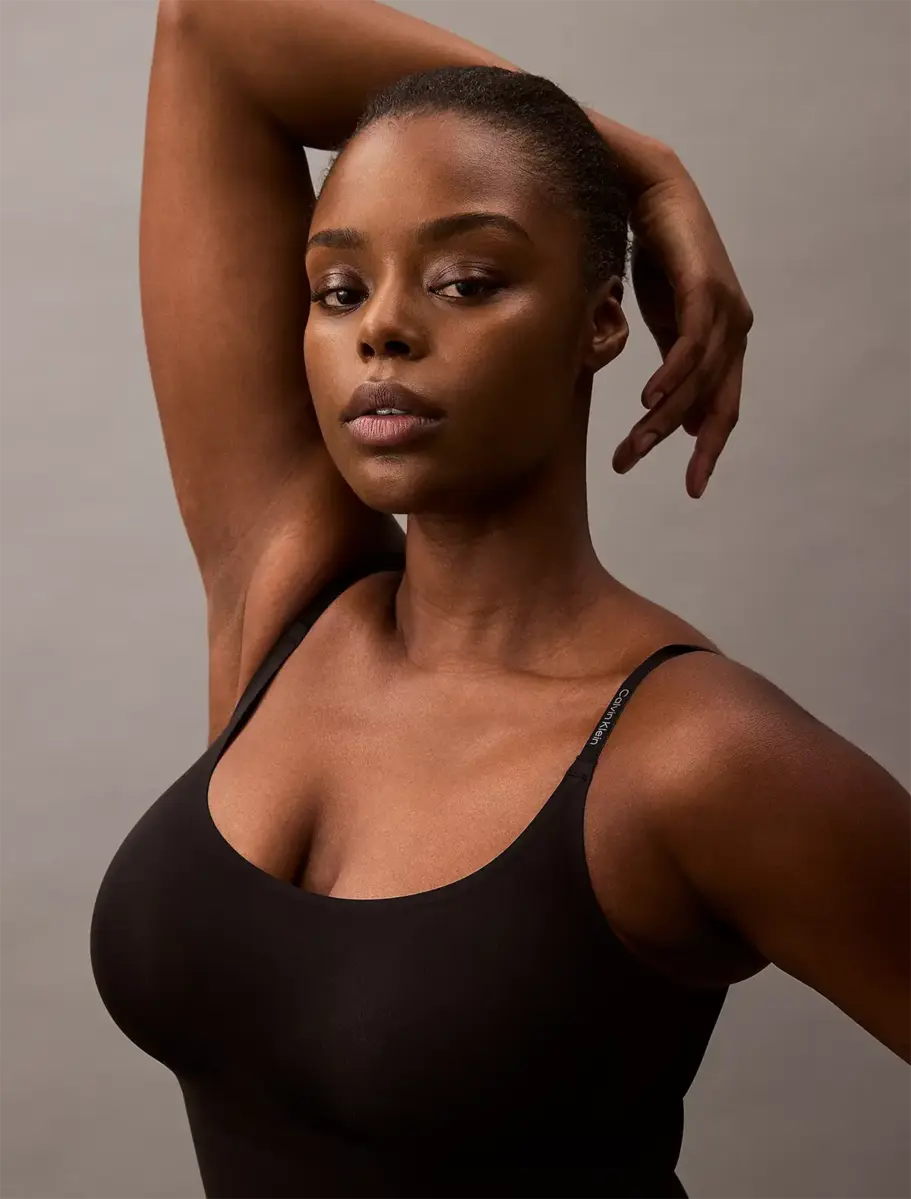 Calvin Klein corrigerend body met pijpjes - Mid thigh shapewear bodysuit Calvin Klein corrigerend body met pijpjes - Mid thigh shapewear bodysuit