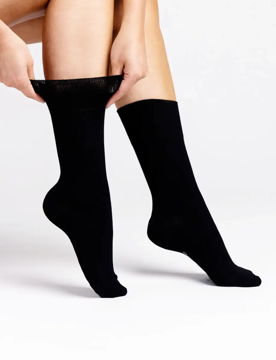 BENYSØN 6-paar Bamboe sokken - Naadloos - Dames & Heren - Comfortabele sokken - Zwart - Blauw - Anti zweet BENYSØN 6-paar Bamboe sokken - Naadloos - Dames & Heren - Comfortabele sokken - Zwart - Blauw - Anti zweet