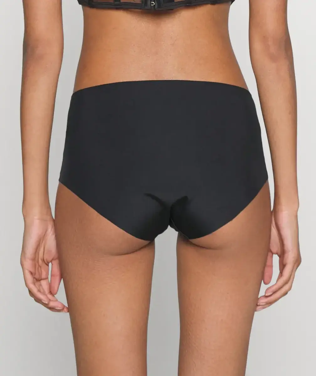 Bjorn borg 3-pack Invisible Hipster - Performance - Dames - Zwart - Naadloze microfiber zwarte dames onderbroeken - Invisible Bjorn borg 3-pack Invisible Hipster - Performance - Dames - Zwart - Naadloze microfiber zwarte dames onderbroeken - Invisible