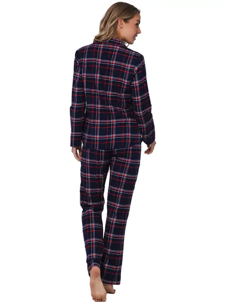 Rebelle dames pyjama Flanel -Donker Blauw - 100% katoenen pyjama met knoopsluiting en lange mouwen Rebelle dames pyjama Flanel -Donker Blauw - 100% katoenen pyjama met knoopsluiting en lange mouwen