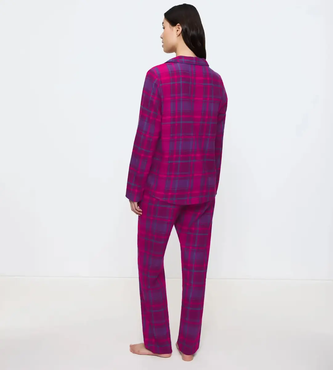 Triumph dames pyjama Katoen - Boyfriend Fit - Doorknoop katoene pyjama met lange mouwen Triumph dames pyjama Katoen - Boyfriend Fit - Doorknoop katoene pyjama met lange mouwen