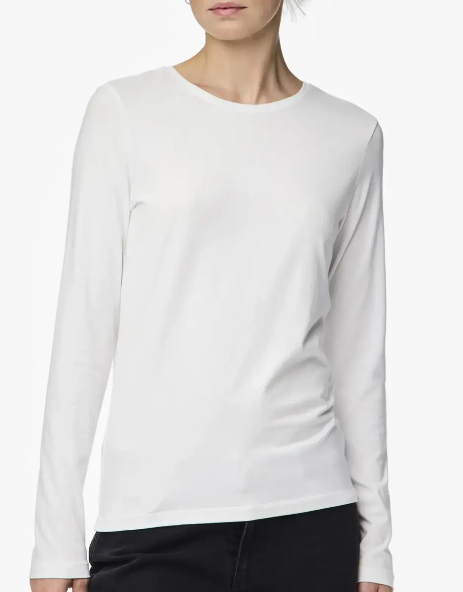 Pieces dames ondershirt lange mouw - Long Tee - Katoenen T-shirt lange mouwen - Wit - Zwart Pieces dames ondershirt lange mouw - Long Tee - Katoenen T-shirt lange mouwen - Wit - Zwart