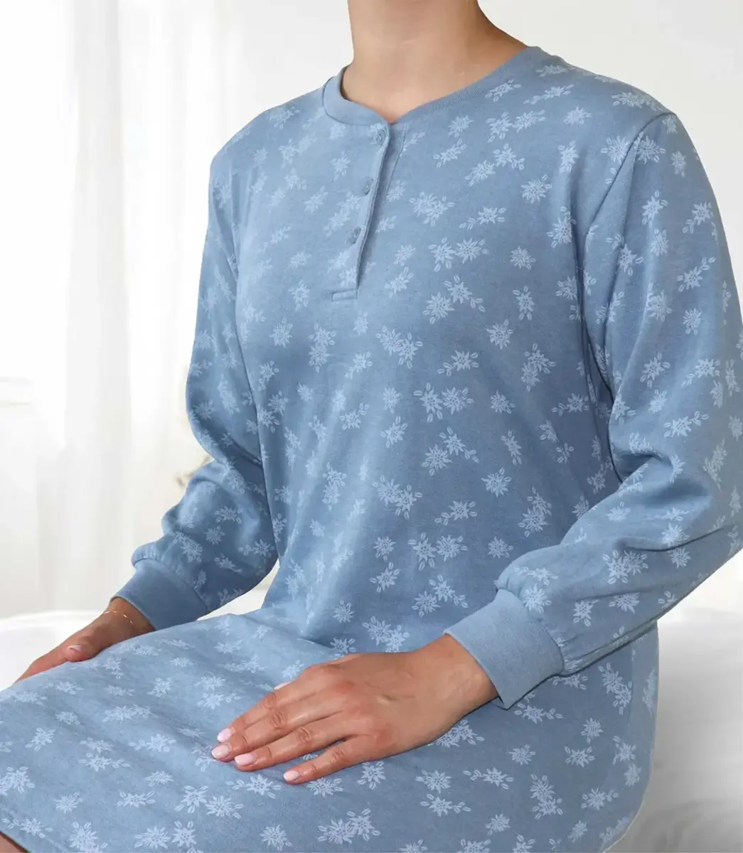 Tenderness fleece dames nachthemd lange mouw - Blue Flower - blauwe warme winter nachtjapon