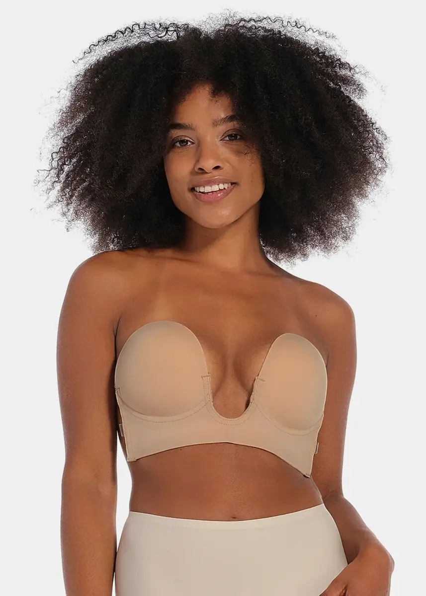 Magic Strapless BH Diepe decollete - Luve Bra - Plak Bh zonder achterkant - Decollete Bh - bh voor open rug Magic Strapless BH Diepe decollete - Luve Bra - Plak Bh zonder achterkant - Decollete Bh - bh voor open rug