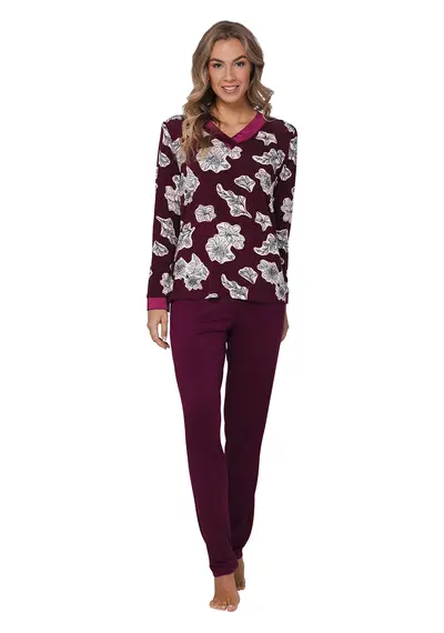 Pastunette premium dames pyjama lange mouwen - Viscose - Burgundy Pastunette premium dames pyjama lange mouwen - Viscose - Burgundy