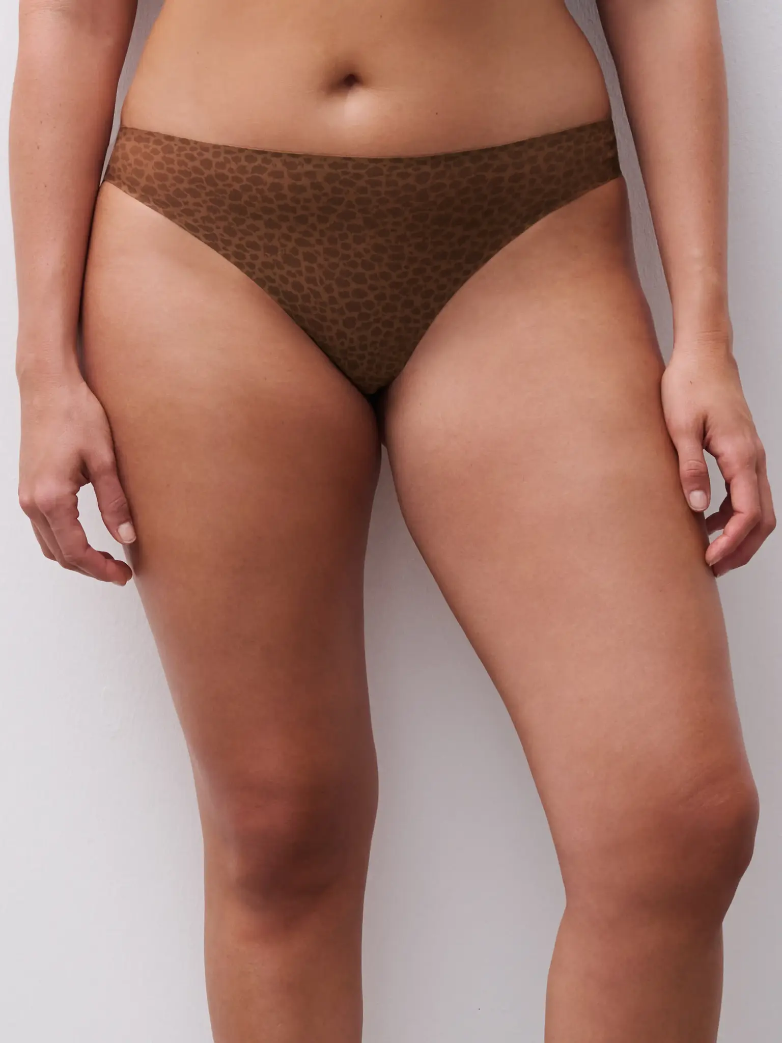 Chantelle naadloze string - Soft Stretch  - Wild Brown