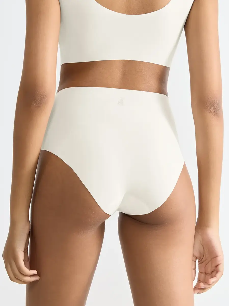 Sloggi Zero Feel taille slip dames 2.0 - High waist - Hoge naadloze dames onderbroek - Katoenen kruisje - Schijnt niet door - Zwart - Huidskleur - Donkerblauw Sloggi Zero Feel taille slip dames 2.0 - High waist - Hoge naadloze dames onderbroek - Katoenen kruisje - Schijnt niet door - Zwart - Huidskleur - Donkerblauw