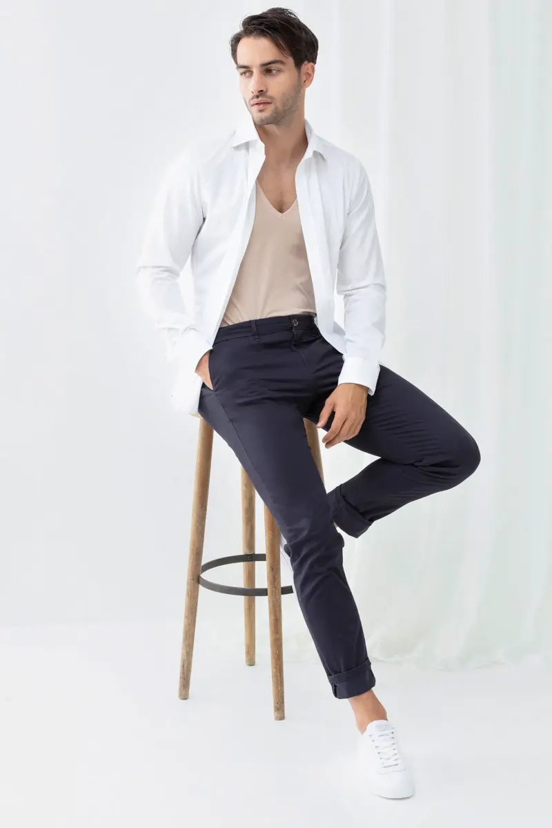 Mey heren Ondershirt - Dry Cotton - Business slim fit - T-shirt voor onder overhemd - Schijnt niet door - Diepe V-hals