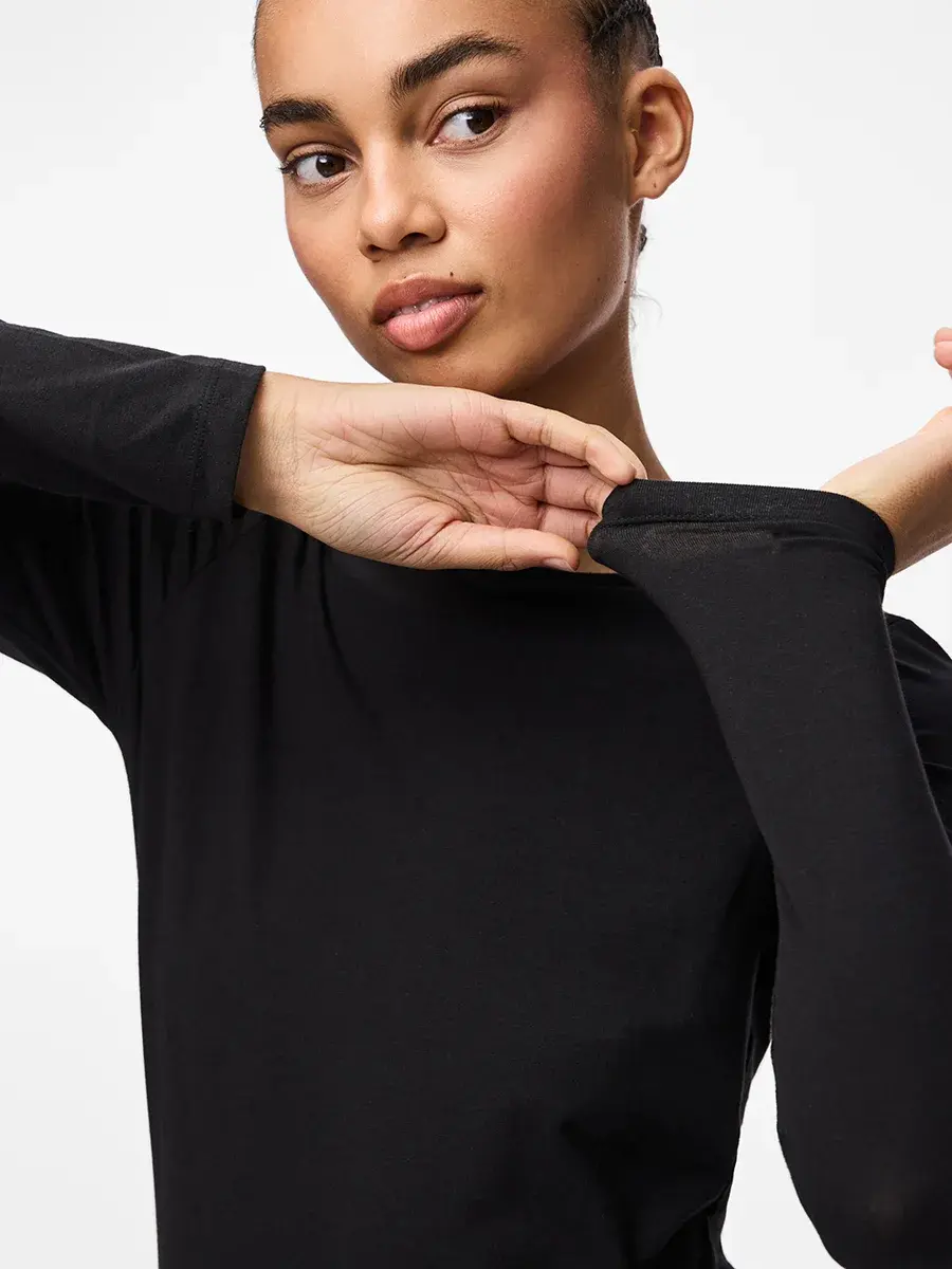 Pieces dames ondershirt lange mouw - Long Tee - Katoenen T-shirt lange mouwen - Wit - Zwart