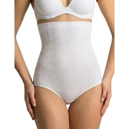 Fine Woman Push up corrigerende slip - Billenbroekje