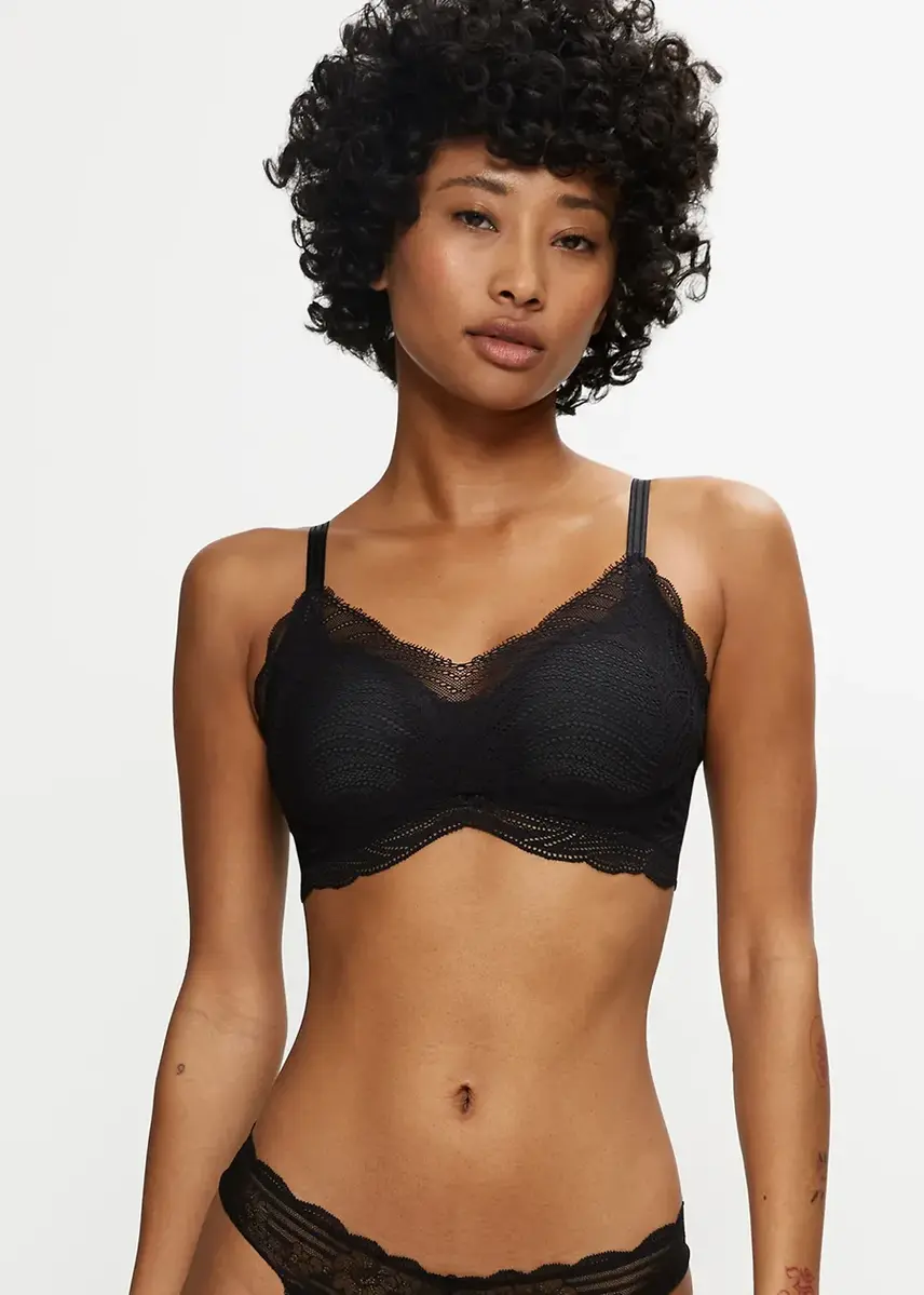 Triumph Lift Smart push up Bh zonder beugel - kanten Beugelloze bh met smalle bandjes - voorgevormd