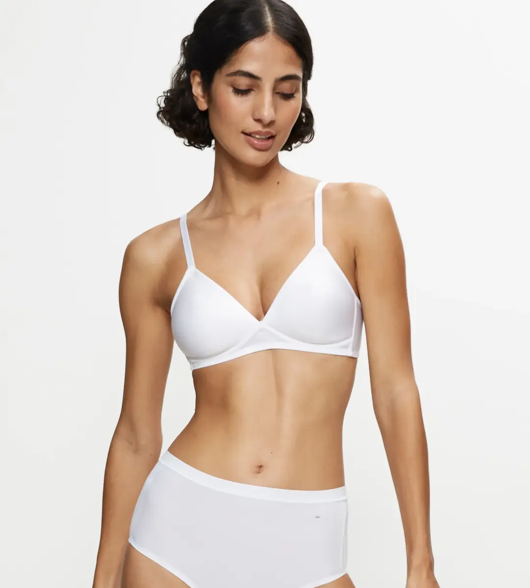 TRIUMPH BH Soft Sensation - Met vulling zonder beugel - Spacer bh die niet doorschijnt TRIUMPH BH Soft Sensation - Met vulling zonder beugel - Spacer bh die niet doorschijnt