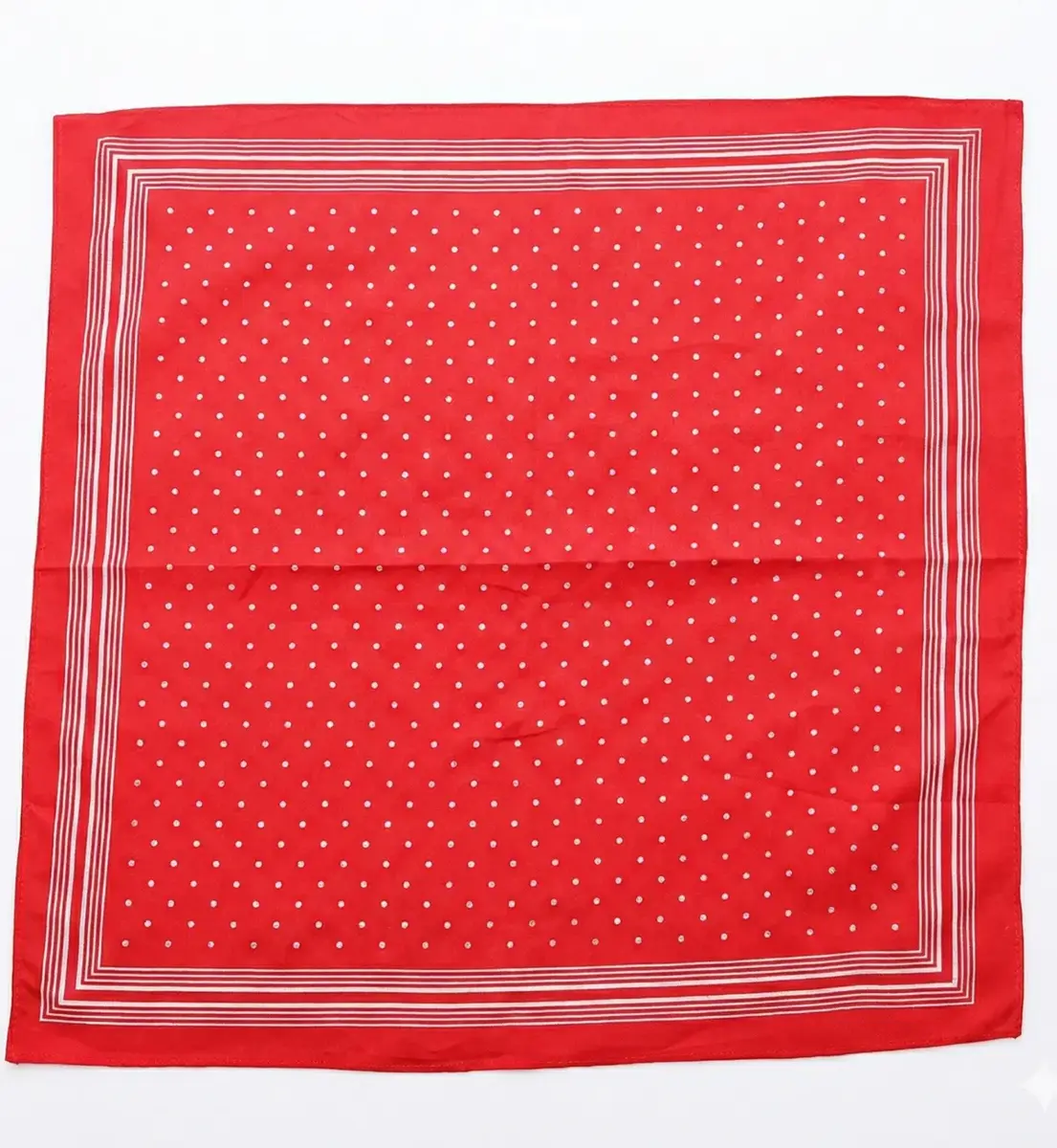 Boeren zakdoek rood kleine stippel 55 x 55 cm - Katoen Boeren zakdoek rood kleine stippel 55 x 55 cm - Katoen