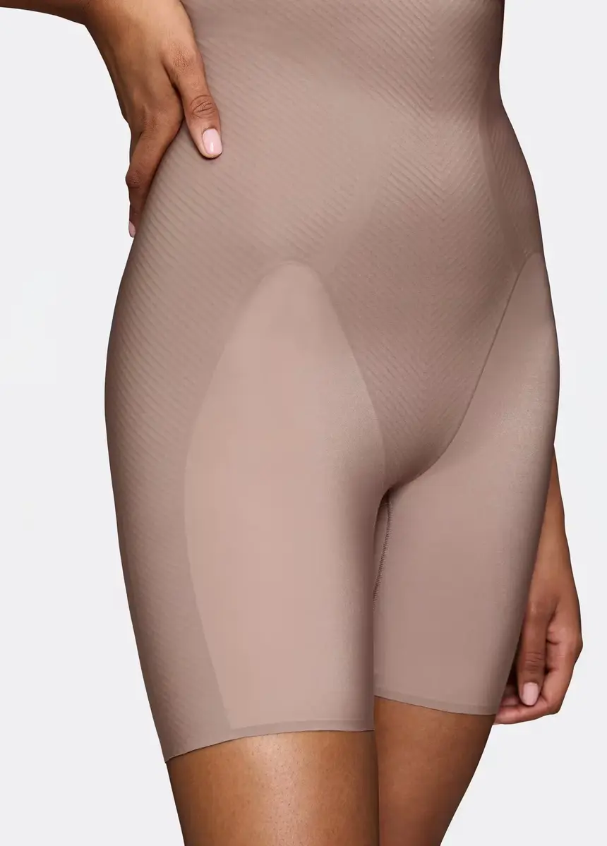 Triumph Corrigerend boxershort - Mid-Thight Body Make-up Illusion - Curve