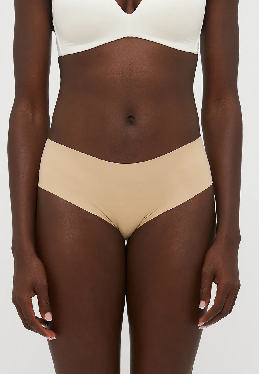 Pieces 3-pack dames slip - PCNAMEE - Naadloze seamless slips Pieces 3-pack dames slip - PCNAMEE - Naadloze seamless slips