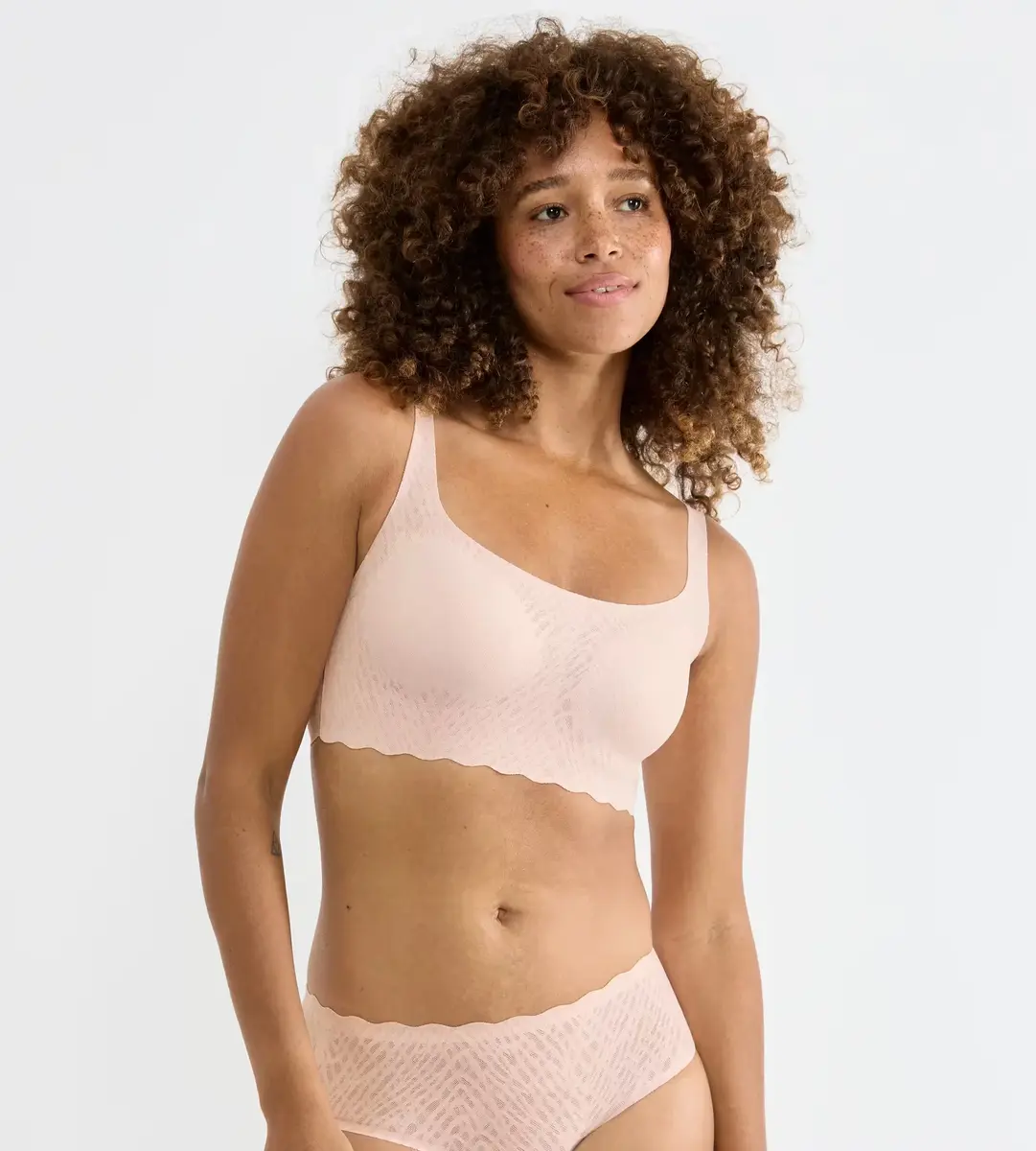 Sloggi Zero Feel Kanten Top gevuld - Bliss  - Bh Top met smalle bandjes - Uitneembare vulling