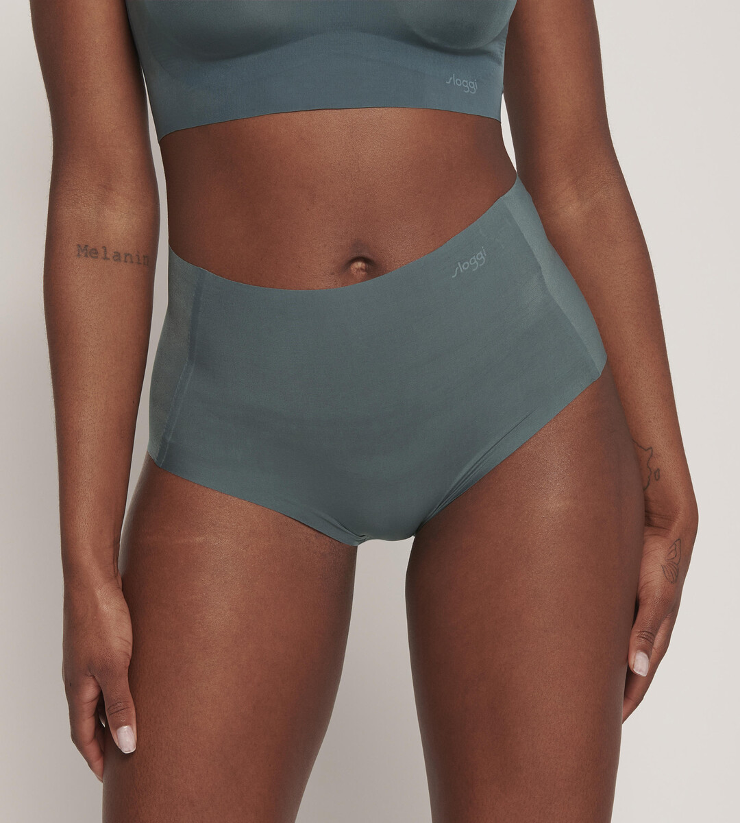 Sloggi dames Zero Feel Maxi slip - Naadloze dames taille slip - Hoge onderbroek met katoenen kruisje