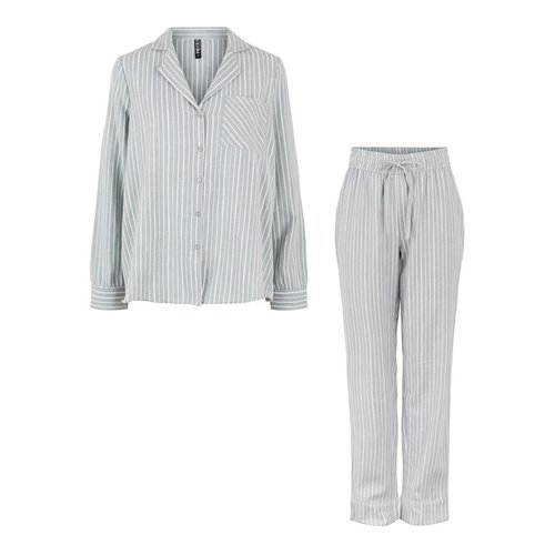 Pieces dames pyjama Flanel - Knoopsluiting - Grey Stripes Pieces dames pyjama Flanel - Knoopsluiting - Grey Stripes