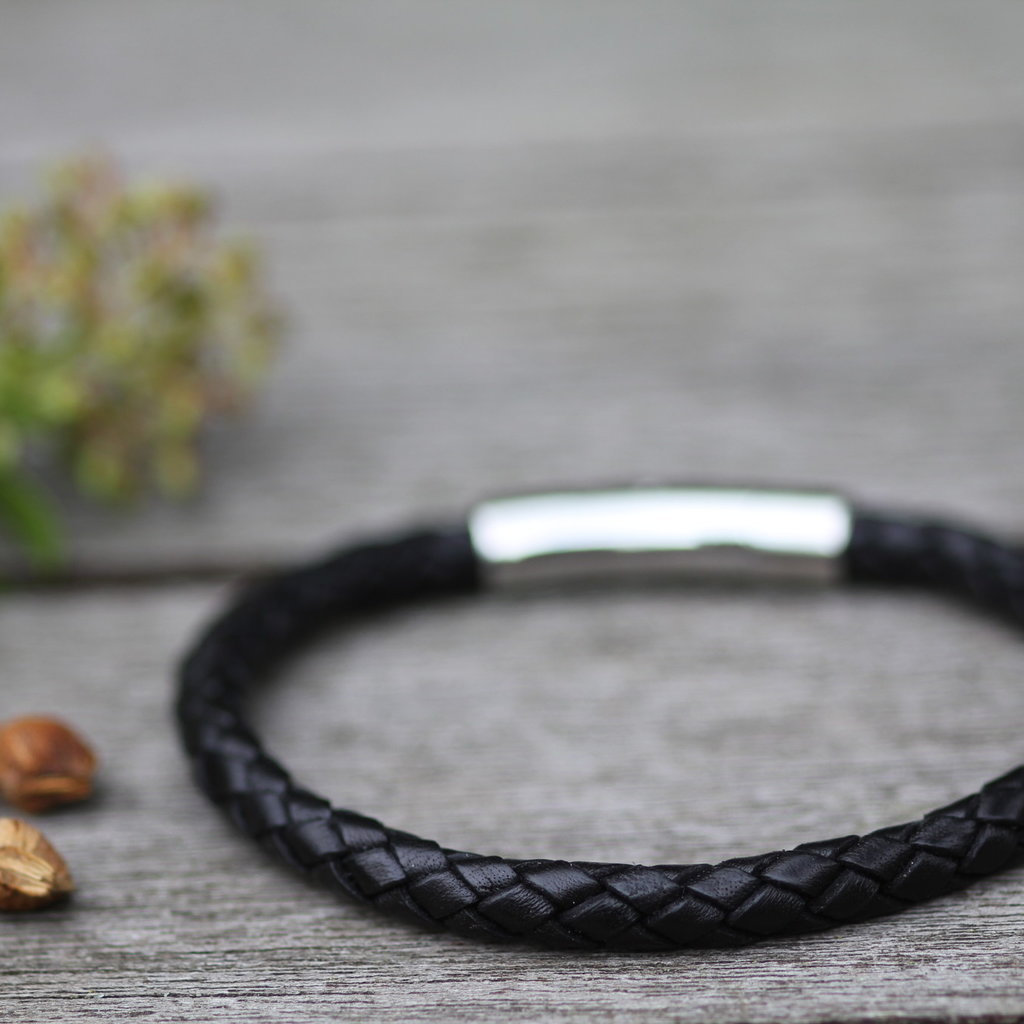 METRO Bono Leather Bracelet Black