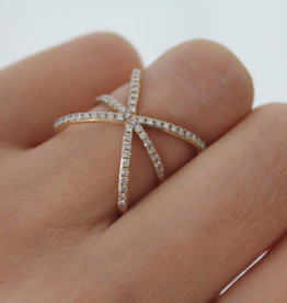 BLOSSOM Gold Diamond Megan Star Ring