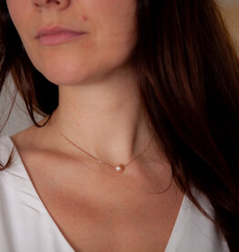 GATSBY  Rose Gold Floating Pearl Necklace