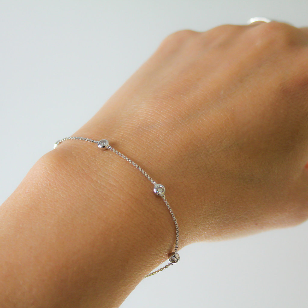 BLOSSOM White Gold Quinate Diamond Bracelet