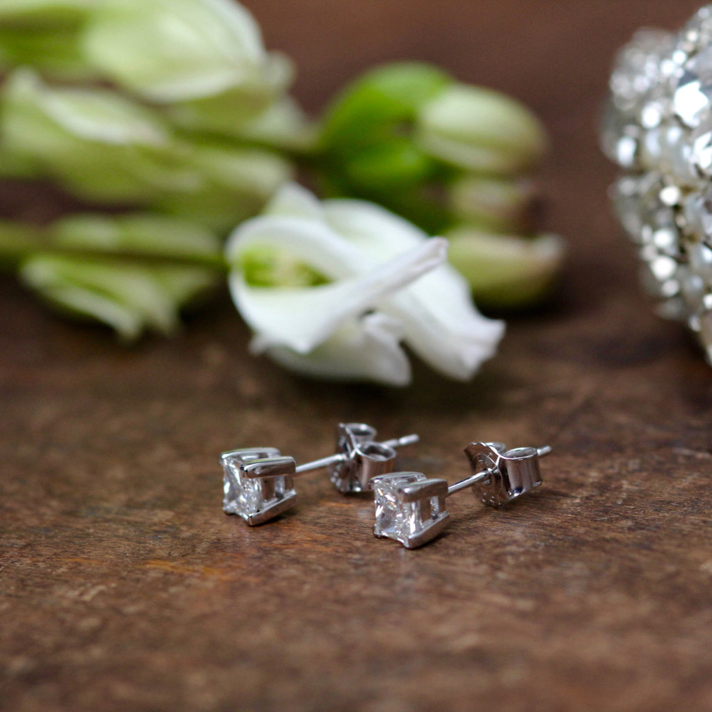 GATSBY White Gold Princess Cut Diamond Earrings