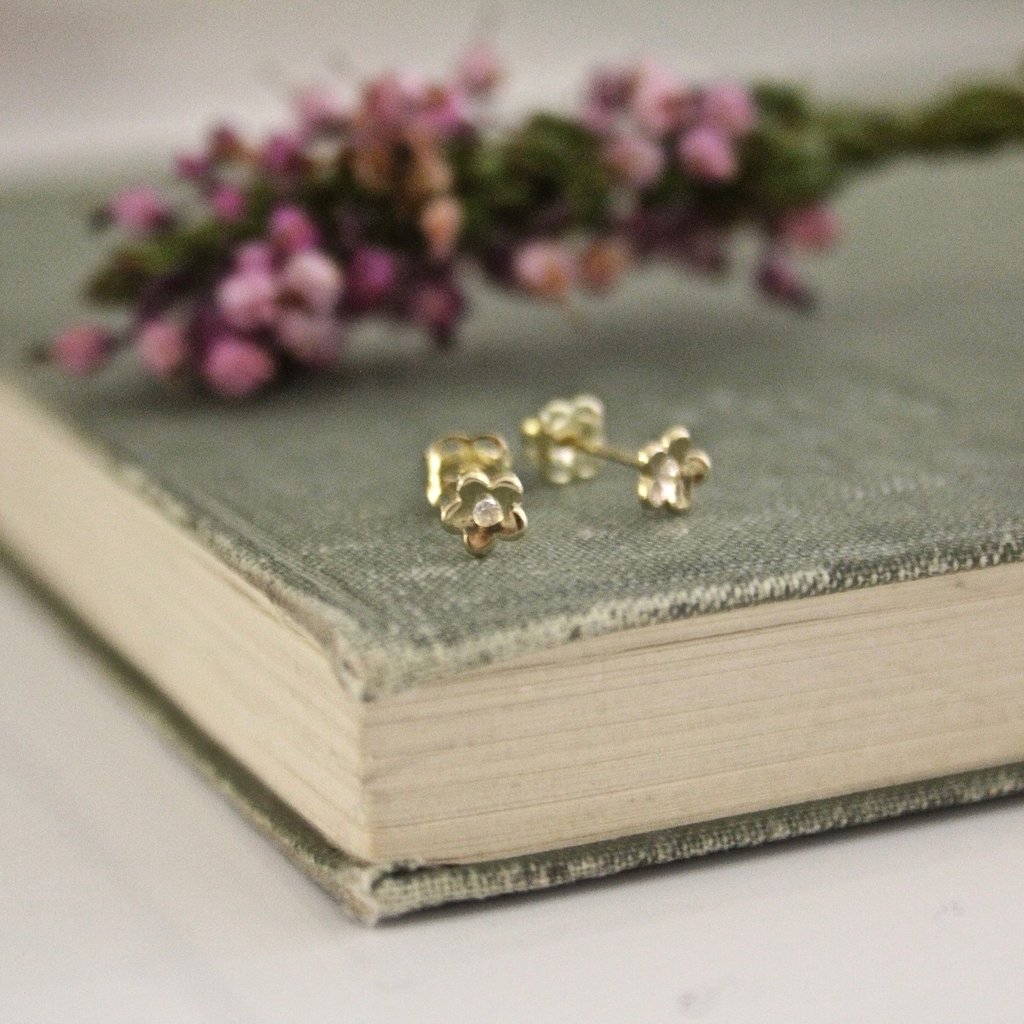 Gold Blume Earrings