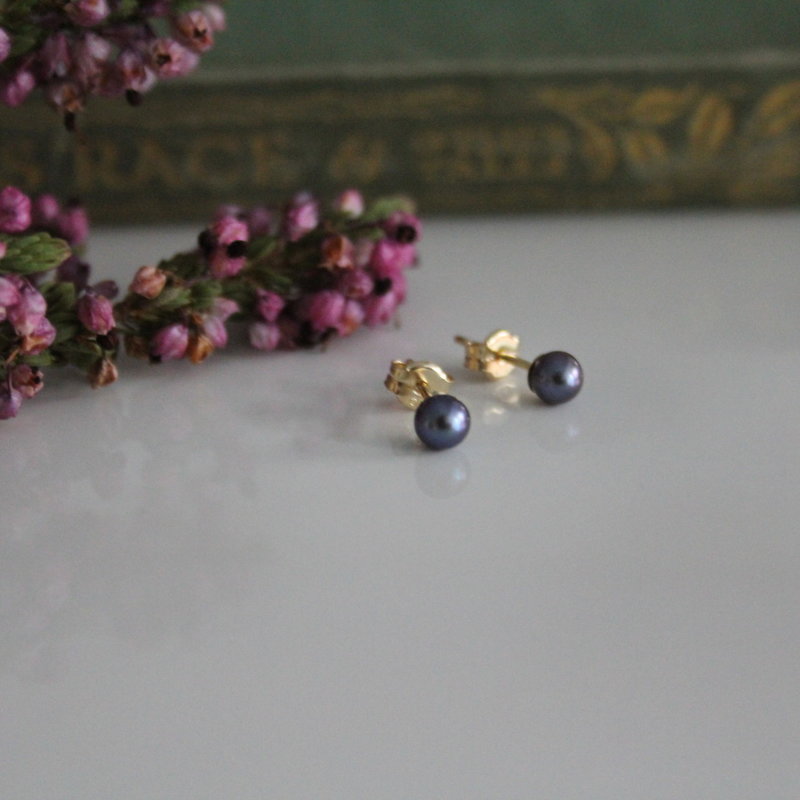 GATSBY Gold Petite Black Freshwater Pearl Earrings