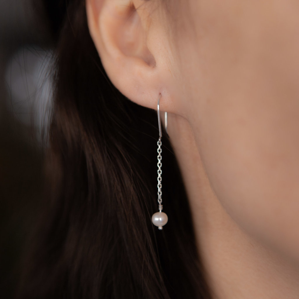 GATSBY Silver White Pearl Chain Drop Earrings