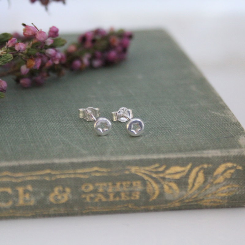 Silver Button Silhouette Star Earrings