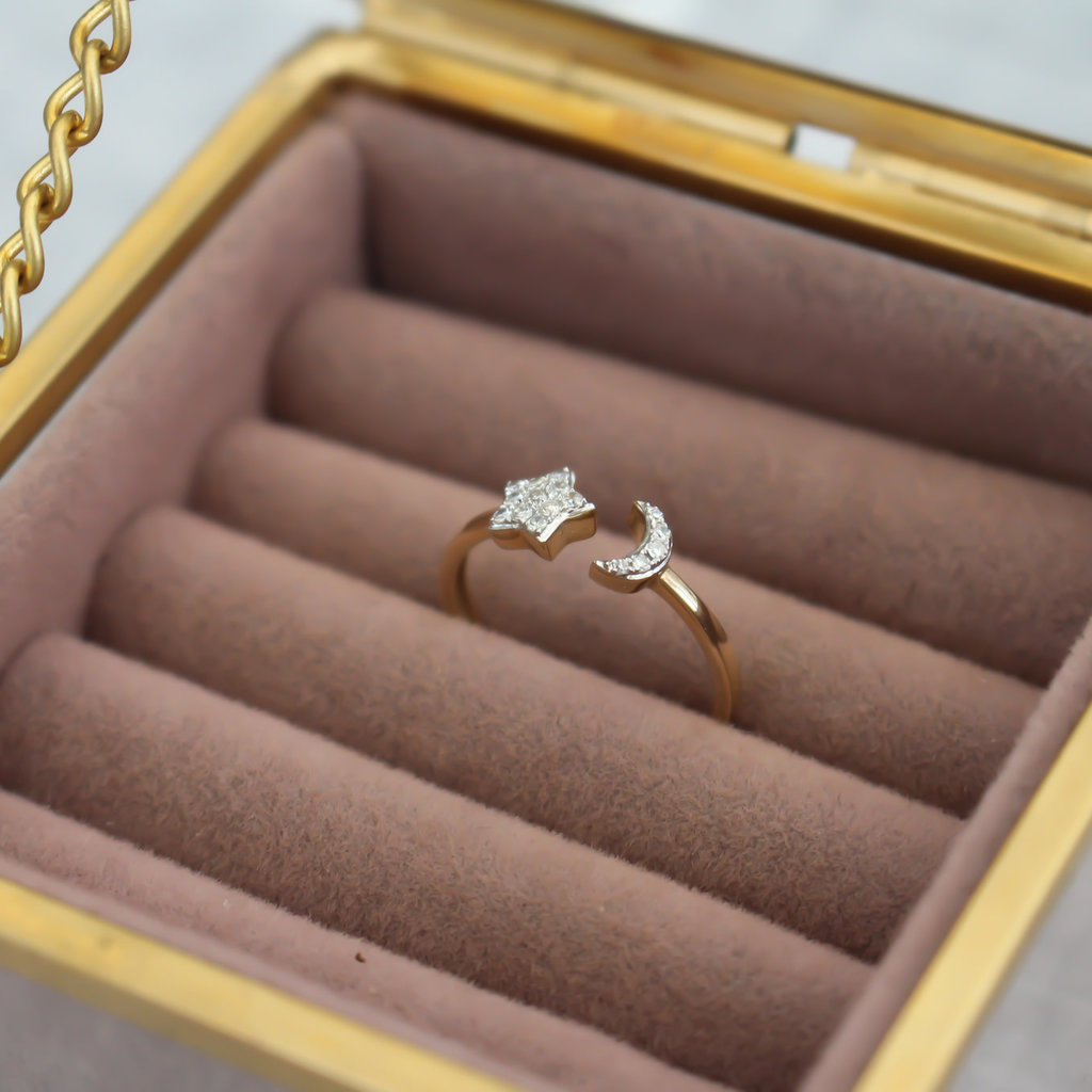 DARCY Gold Moon and Star Diamond Ring 0.09ct
