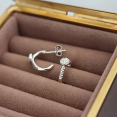 BLOSSOM White Gold Diamond Cluster Hoop Earrings