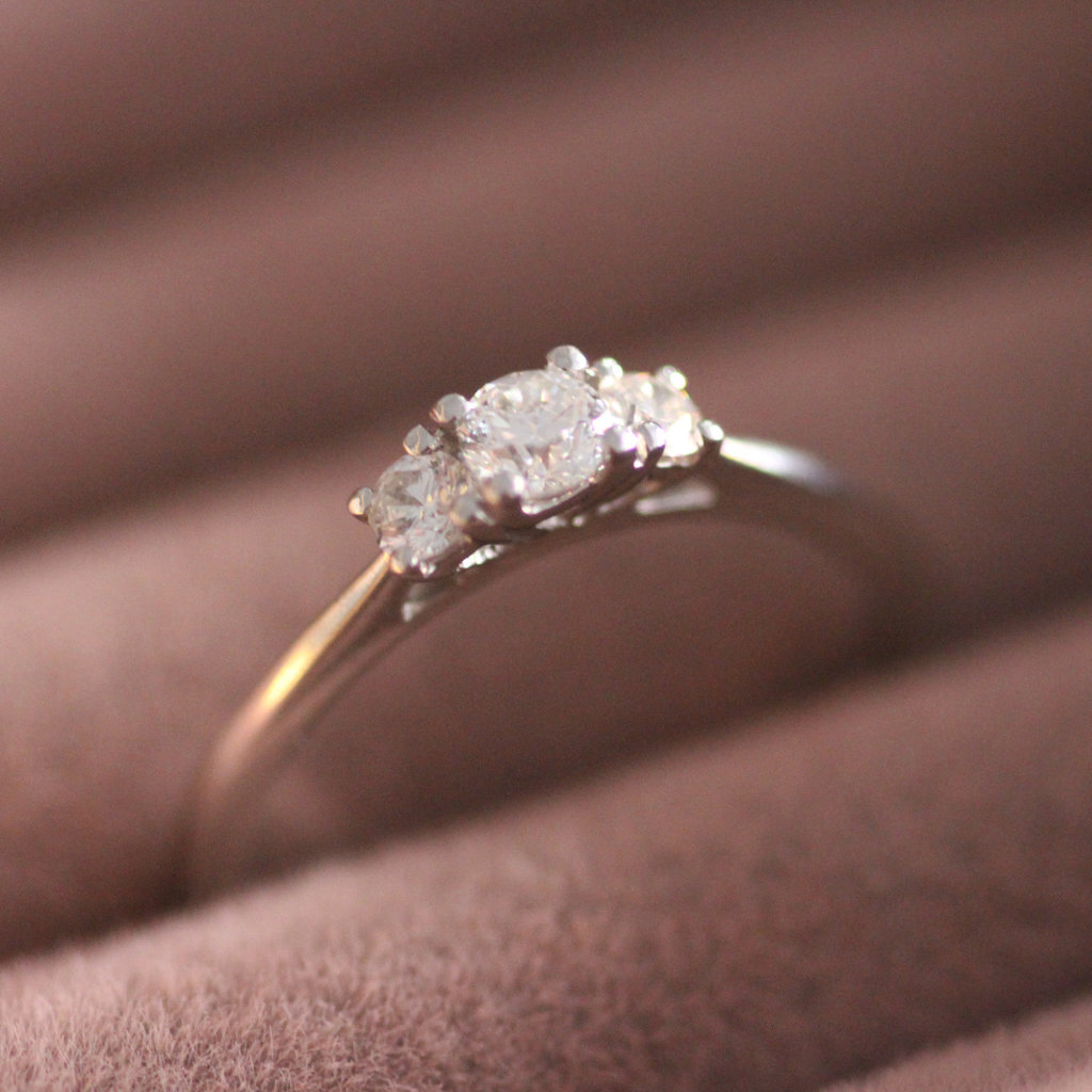 BLOSSOM Platinum Diamond Angelina Ring 0.28ct